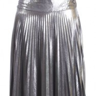 An example of a sunburst pleated skirt.