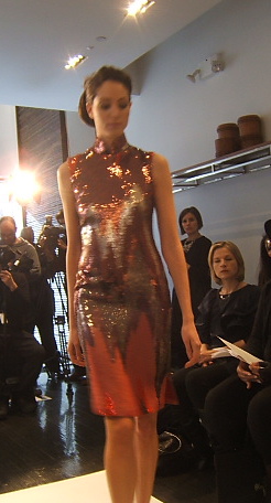 Blanc de Chine sequins